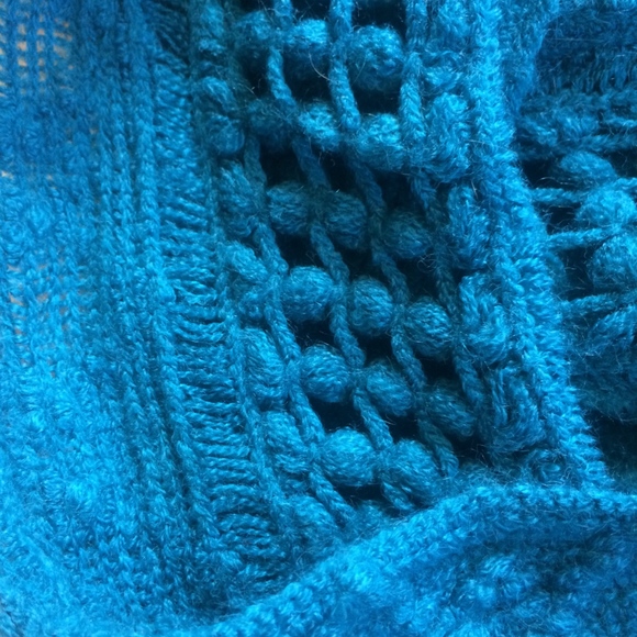 Blue Loop Scarf - Picture 2 of 4